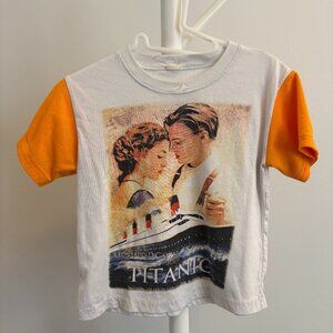 Cropped Titanic Vintage T